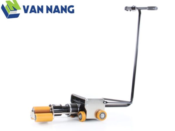 48-1-768x576 copy THIẾT BỊ ĐẨY CUỘN TẢI NẶNG BẰNG PIN EASY MOVER MODEL RE1500