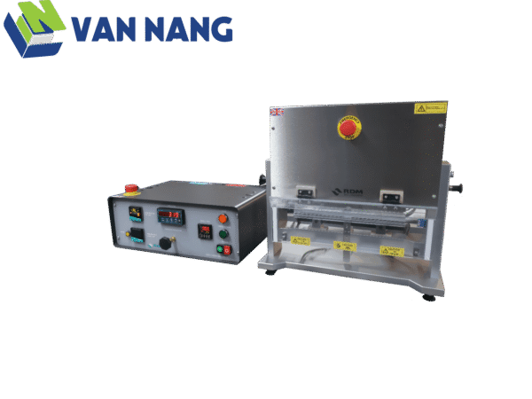 HSE3-Vertical-Sealer-tilted-2025 3-gigapixel-low resolution v2-1200w Máy ép dán nhiệt đứng RDM HSE-3